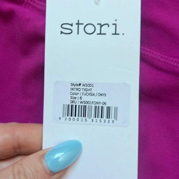 Stori. Intro Tight in Fuchisa - Picture 3 of 5